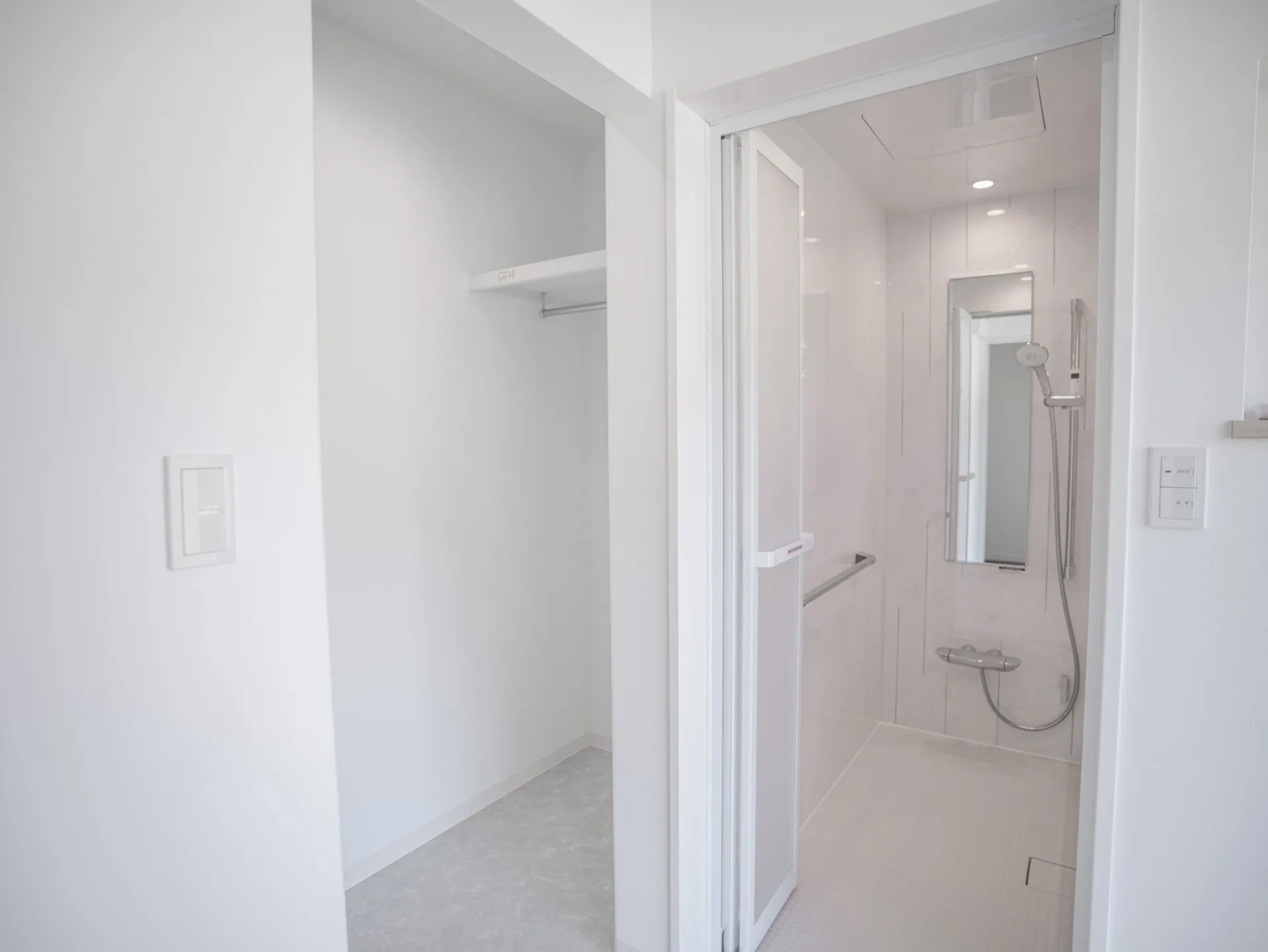 設計士と建てるシンプルモダンな二世帯住宅