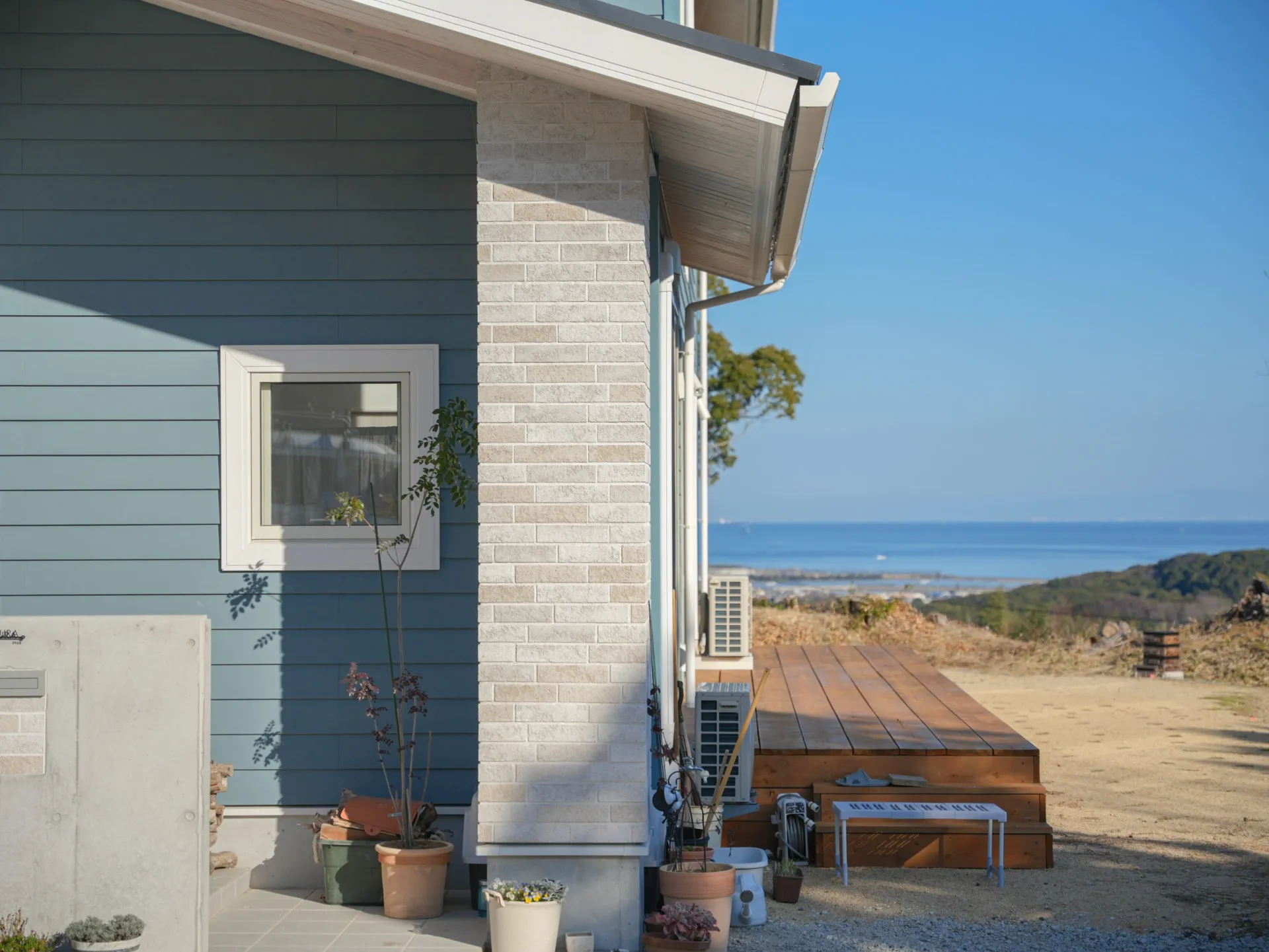 ペットと暮らす薪ストーブのある家