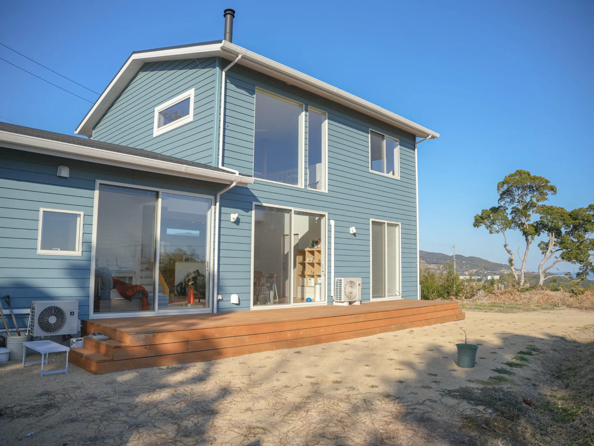 ペットと暮らす薪ストーブのある家