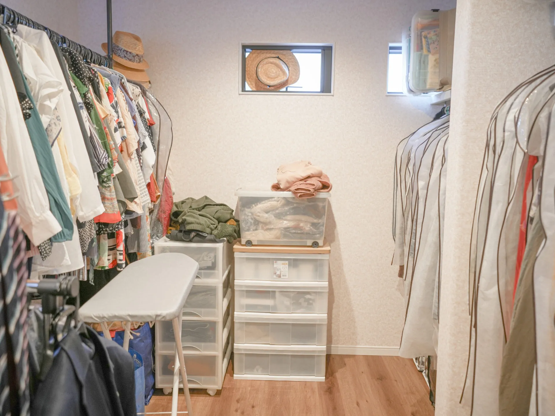 「趣味室」を備えた1.5階建て住宅